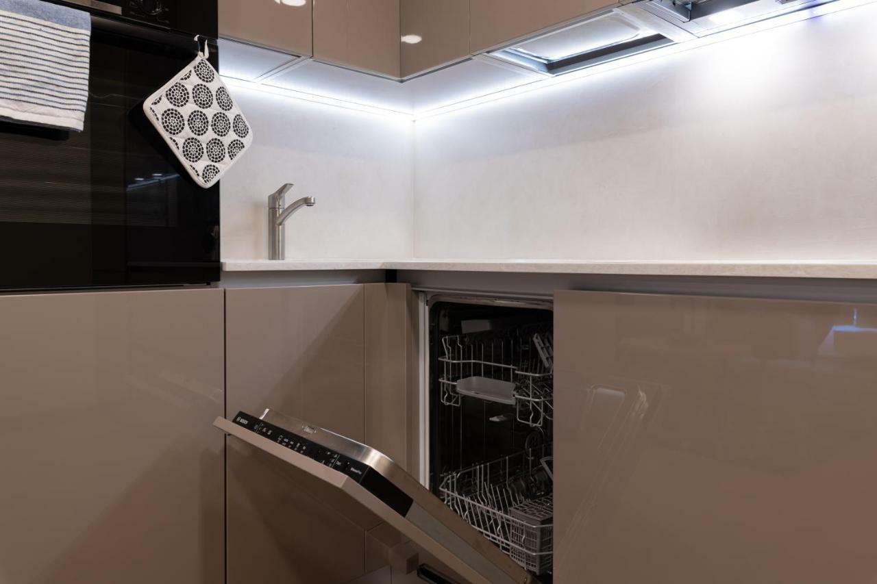 Central Lootsi Penthouse ทาลลินน์ ภายนอก รูปภาพ